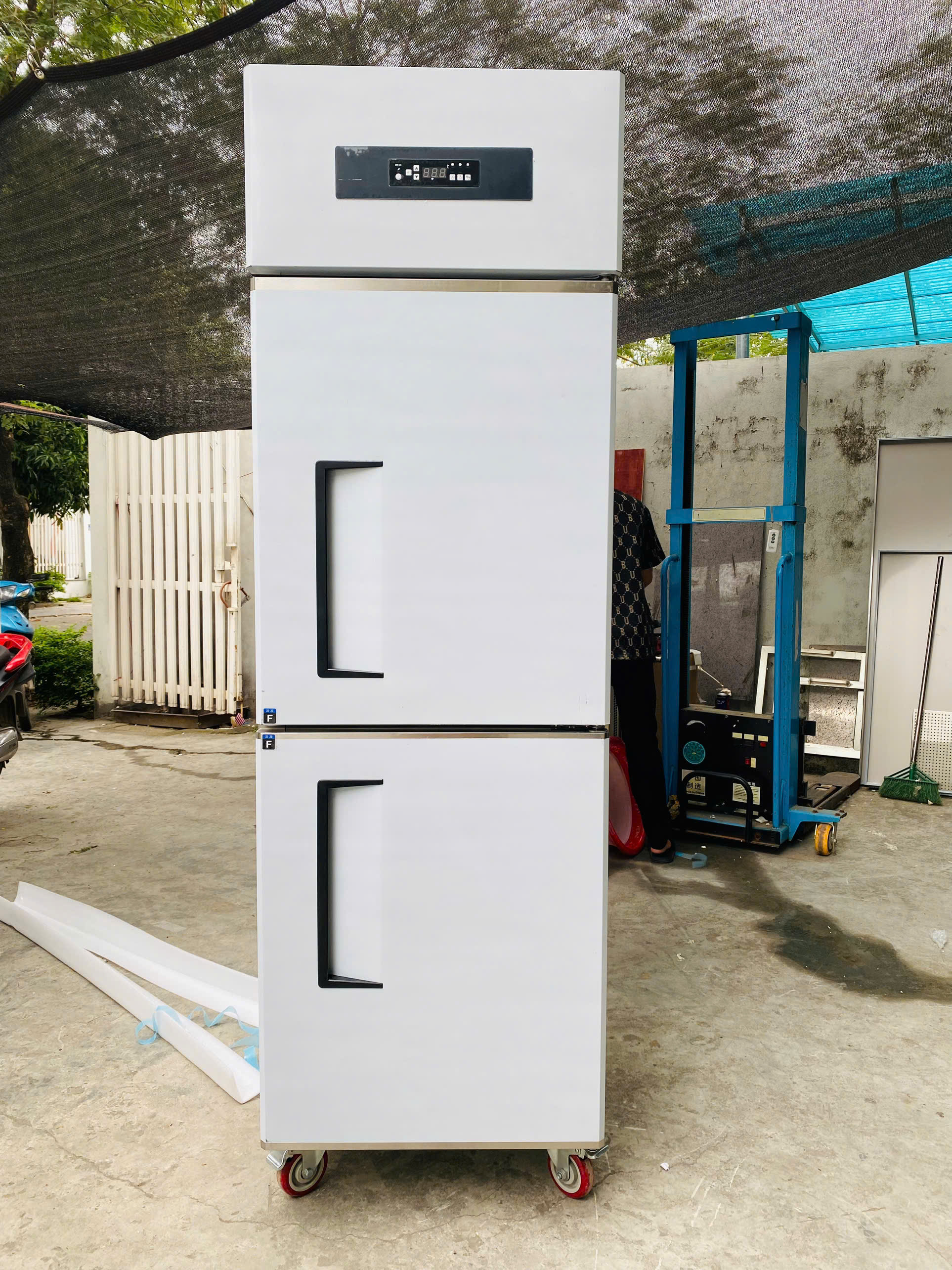 Tủ Đông lạnh 2 Cánh Quạt Gió